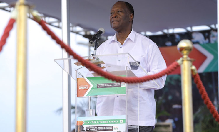 Discours du Président de la République à l'occasion de la cérémonie officielle de lancement des travaux de bitumage de voiries du district d'Abidjan