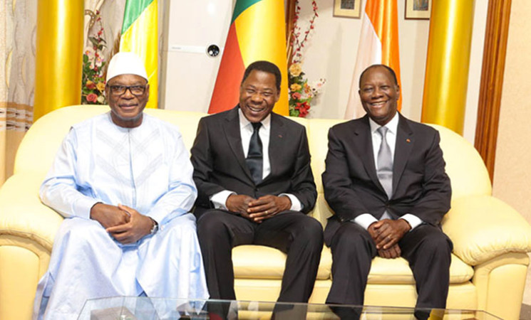Le Chef de l’Etat à Cotonou pour les Sommets de l’UEMOA et de l’Autorité du Bassin du Niger.
