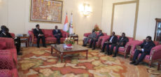 Entretien du Président de la République, S.E.M. Alassane OUATTARA, avec le Président de la Commission de la CEDEAO, M. Marcel DE SOUZA