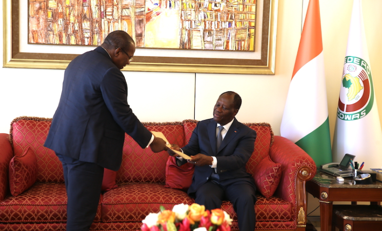 Le Chef de l’Etat a eu un entretien avec le Ministre d’Etat, Conseiller  à la Présidence chargé des investissements privés de la République de Guinée
