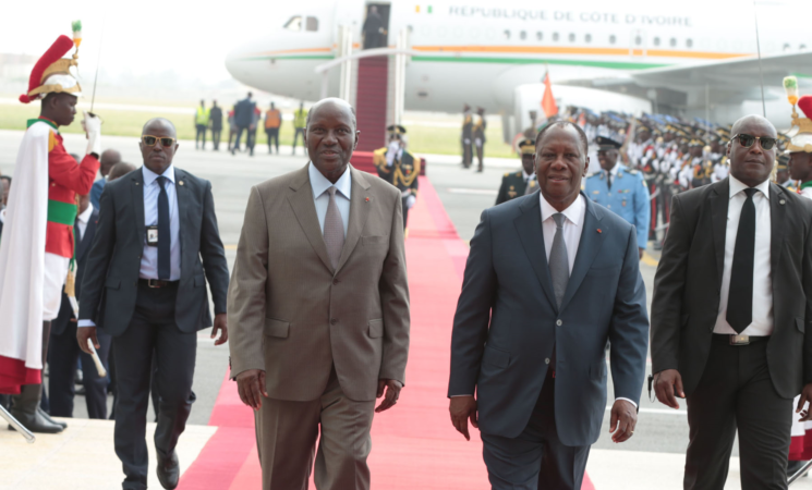 Le Chef de l’Etat  a regagné Abidjan après avoir pris part, à Washington, à la signature de l’Accord de Don du MCC à la Côte d’Ivoire