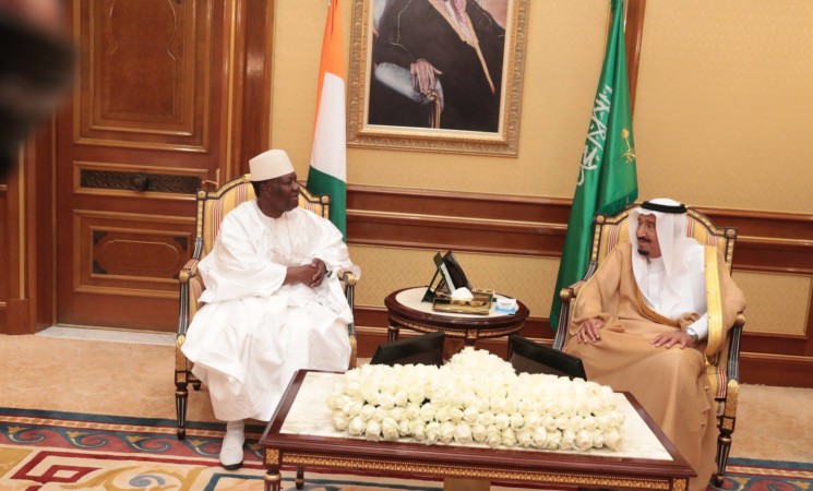 Le Chef de l’Etat a eu un entretien avec le Roi d’Arabie Saoudite au Palais Royal de Mina