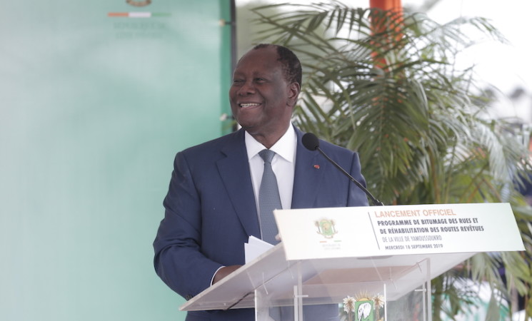 ALLOCUTION DE SEM ALASSANE OUATTARA A L'OCCASION DU LANCEMENT OFFICIEL DU PROGRAMME DE BITUMAGE DES RUES ET DE RÉHABILITATION DES ROUTES REVÊTUES DE LA VILLE DE YAMOUSSOUKRO.