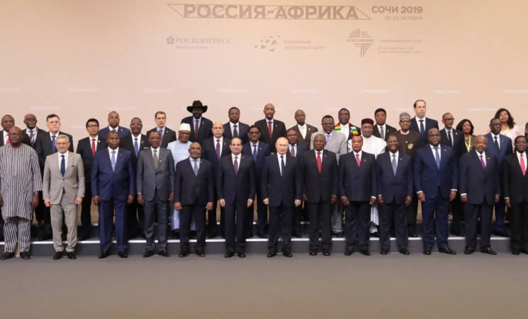 Le Chef de l’Etat a pris part à la cérémonie solennelle d’ouverture du Sommet de Haut Niveau Russie – Afrique, à Sotchi.