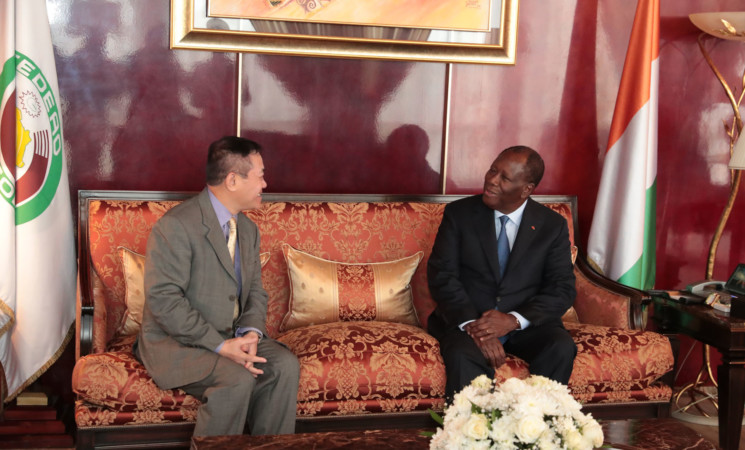 Le Chef de l’Etat a eu un entretien avec l’Ambassadeur du Vietnam en Côte d’Ivoire.