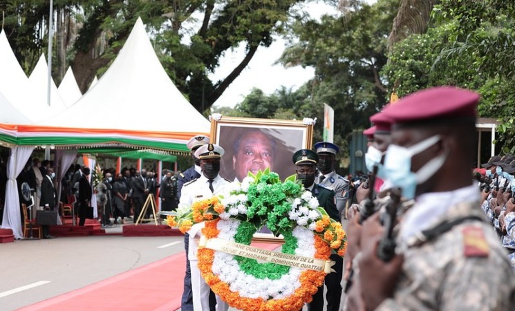 Le Chef de l’Etat a présidé la cérémonie d’hommage de la Nation à feu le Premier Ministre Charles KONAN BANNY