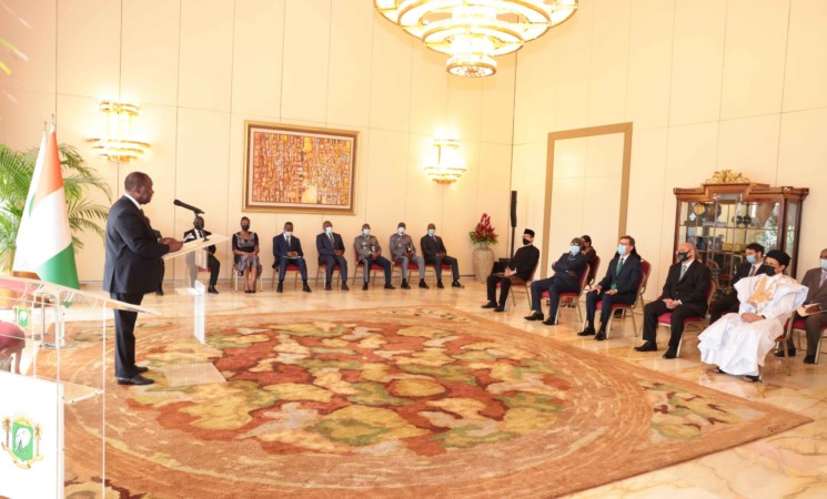 DISCOURS DE SEM ALASSANE OUATTARA A L'OCCASION DE LA CEREMONIE DE PRESENTATION DES LETTRES DE CREANCE DES AMBASSADEURS DESIGNES DE LA MAURITANIE, DE L’ITALIE, DE L’ESPAGNE, DE LA SIERRA LEONE ET DE L’INDONESIE