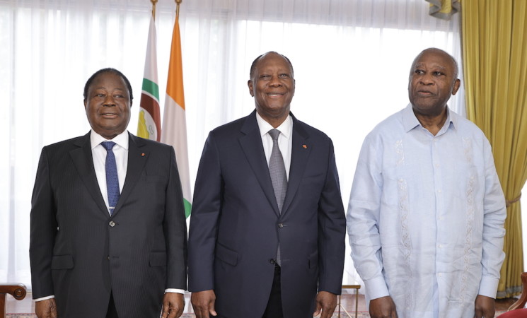 Le Chef de l’Etat a eu un entretien avec les anciens Présidents de la République, Henri Konan BEDIE et Laurent GBAGBO