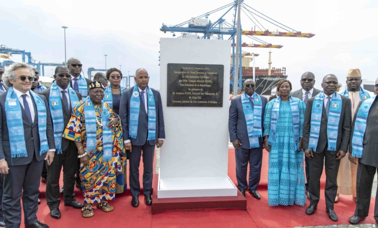 Le Vice-Président de la République a procédé à l’inauguration du 2è Terminal à Conteneurs du Port d’Abidjan.