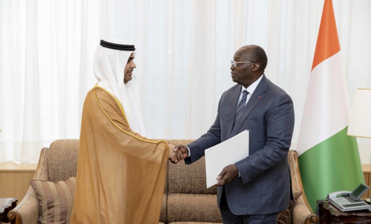 Le Vice-Président de la République a échangé avec les Ambassadeurs des Emirats Arabes Unis et de la République de Corée.