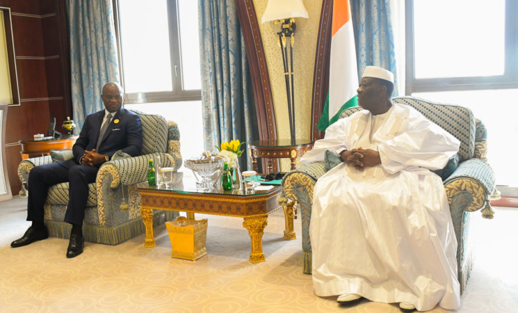Le Chef de l’État a échangé avec le Président de la Transition gabonaise, à Riyad