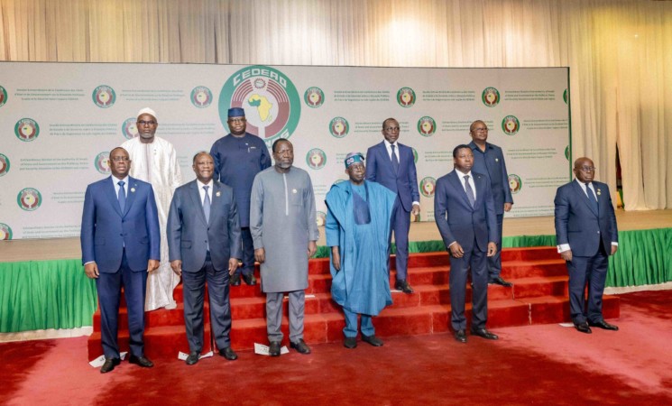 Le Chef de l’État a pris part aux travaux du Sommet extraordinaire de la CEDEAO, à Abuja