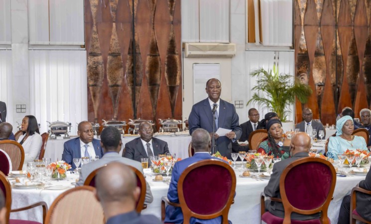 TOAST PORTÉ PAR SON EXCELLENCE MONSIEUR ALASSANE OUATTARA, PRÉSIDENT DE LA RÉPUBLIQUE À L’OCCASION DU DEJEUNER OFFERT EN L’HONNEUR DE SON EXCELLENCE MONSIEUR JOSEPH NYUMA BOAKAI, PRÉSIDENT DE LA RÉPUBLIQUE DU LIBERIA, EN VISITE DE TRAVAIL EN CÔTE D’IVOIRE DU 7 AU 8 MARS 2024