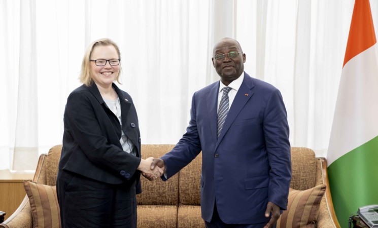 Le Vice-Président de la République a eu un entretien avec l’Ambassadeur de Grande Bretagne en Côte d’Ivoire