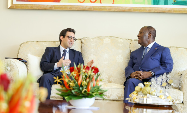 Le Chef de l’État a eu un entretien avec le Ministre français de l’Europe et des Affaires Étrangères