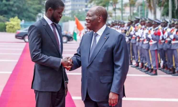 Le Chef de l’État a eu un entretien avec le Président du Sénégal, en Visite d’Amitié et de Travail en Côte d’Ivoire.