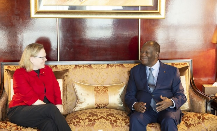 Le Chef de l’État a eu des entretiens avec l’Ambassadeur de Grande Bretagne en Côte d’Ivoire et le Président-Directeur Général de Vitol